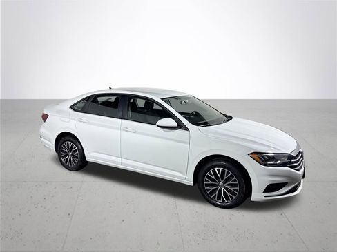 Certified 2021 Volkswagen Jetta S image 5