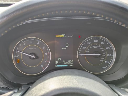 Used 2022 Subaru Crosstrek 2.5i Sport w/ Moonroof Package image 14