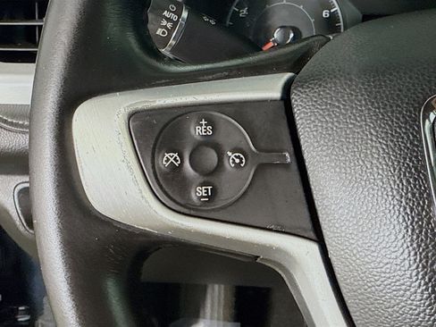 Used 2019 GMC Acadia SLE image 14