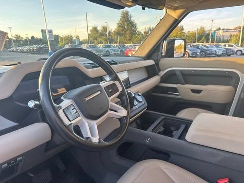 Used 2021 Land Rover Defender 110 SE AWD/4WD image 10
