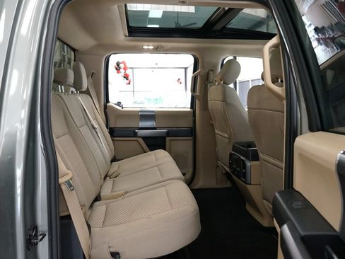 Used 2019 Ford F250 XLT w/ XLT Premium Package AWD/4WD image 14