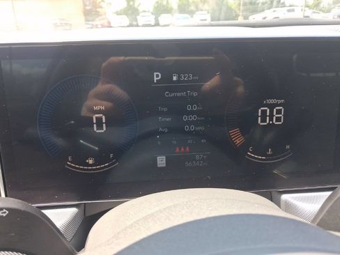 Used 2025 Hyundai Sonata SEL FWD image 2
