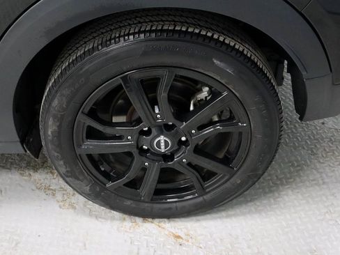 Certified 2023 Nissan Kicks SR w/ SR Premium Package image 19