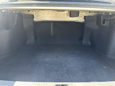 Used 2018 Toyota Camry LE image 18