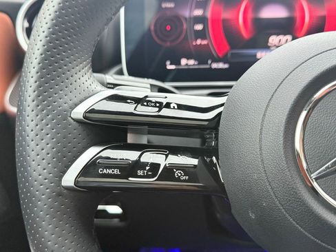 Used 2024 Mercedes-Benz C 300 Sedan image 33