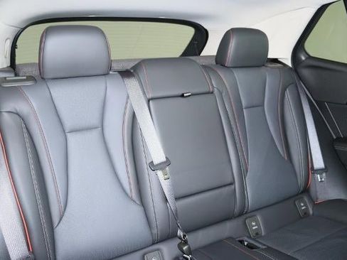 Certified 2023 Buick Envision Essence w/ Sport Touring Package image 18