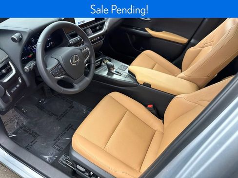 Used 2025 Lexus UX 300h AWD w/ Accessory Package (Z1) image 11
