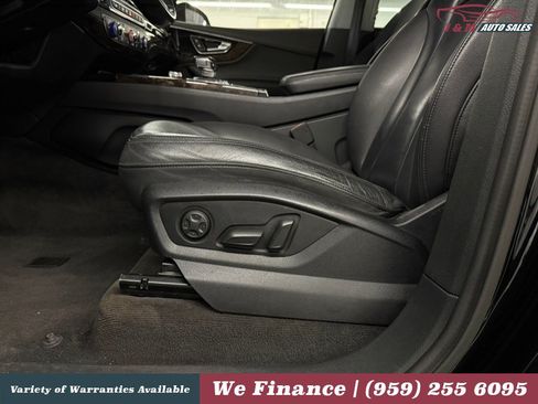 Used 2017 Audi Q7 3.0T Premium AWD/4WD image 30