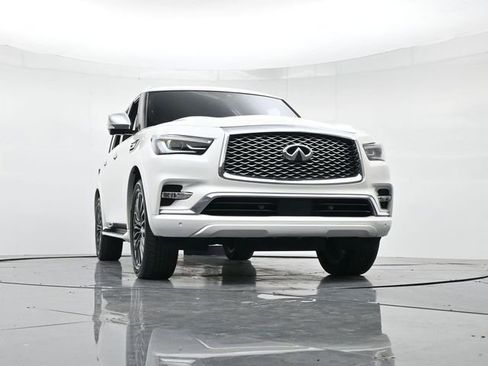 Used 2024 INFINITI QX80 Sensory w/ Cargo Package image 37