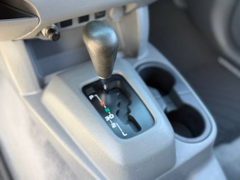 Used 2010 Toyota Tacoma 2WD Regular Cab image 88