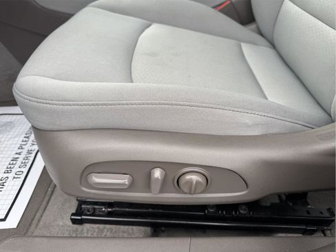 Used 2025 Chevrolet Malibu LT image 17