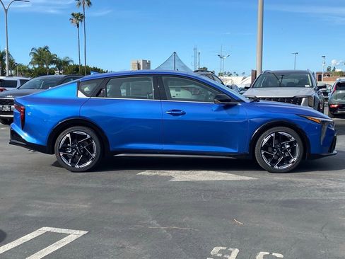 New 2025 Kia K4 GT-Line image 2