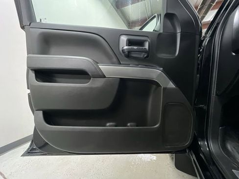 Used 2018 Chevrolet Silverado 1500 LT w/ All Star Edition image 19