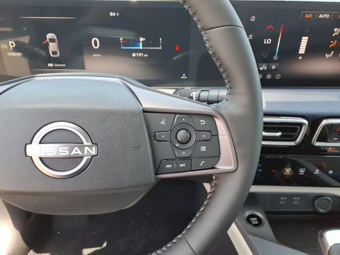 New 2026 Nissan Sentra SL w/ Floor Mat Package FWD image 23