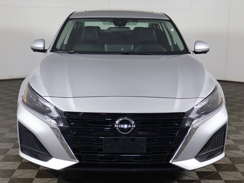 Used 2023 Nissan Altima 2.5 SL AWD/4WD image 13