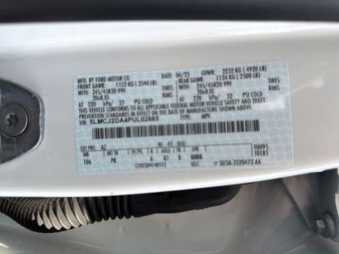 Certified 2023 Lincoln Corsair Reserve w/ Equipment Group 201A image 35