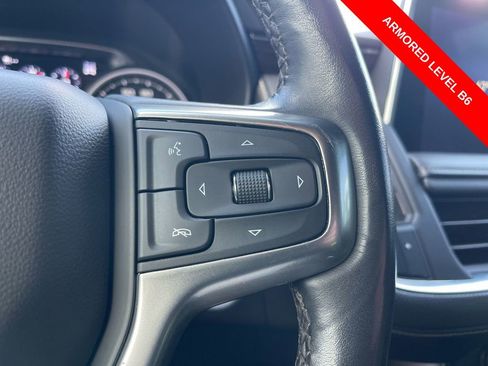 Used 2021 Chevrolet Suburban Premier w/ Premium Package image 18