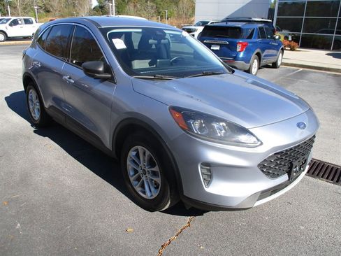 Used 2022 Ford Escape SE w/ Convenience Package image 2