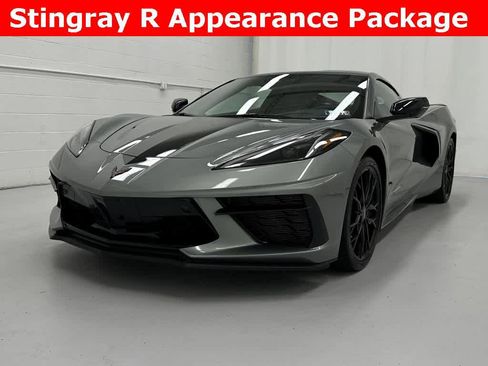 Used 2023 Chevrolet Corvette Stingray Preferred Cpe w/ Z51 Performance Package image 4