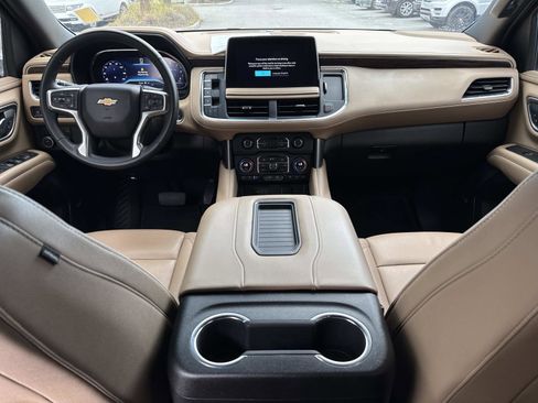 Used 2023 Chevrolet Tahoe Premier RWD image 18