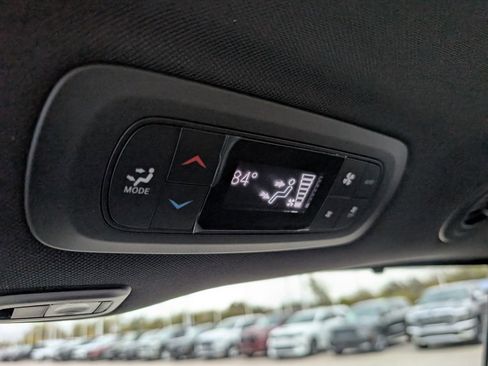 New 2026 Chrysler Pacifica Limited w/ S Appearance Package image 32