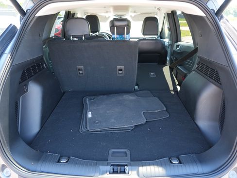 Used 2023 Ford Escape Platinum AWD/4WD image 29
