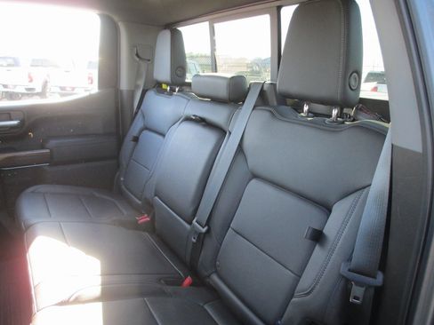 Certified 2021 Chevrolet Silverado 1500 LT w/ Z71 Off-Road Package image 18