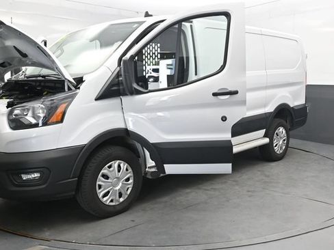 Used 2025 Ford Transit 250 Low Roof w/ Exterior Upgrade Package RWD image 44