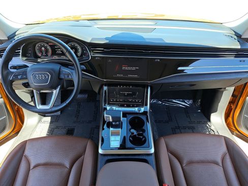 Used 2022 Audi Q8 Prestige AWD/4WD image 9