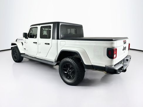 Used 2022 Jeep Gladiator Sport AWD/4WD image 5