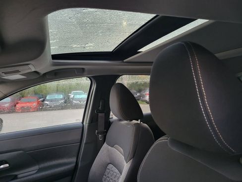 New 2026 Nissan Kicks SV w/ SV Premium Package FWD image 8