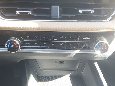 New 2026 Chevrolet Equinox ACTIV w/ Convenience Package III image 30