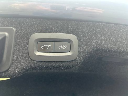 Used 2022 Volvo S90 B6 Inscription w/ Advanced Package AWD/4WD image 47