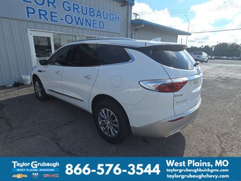 Used 2022 Buick Enclave Premium FWD image 4