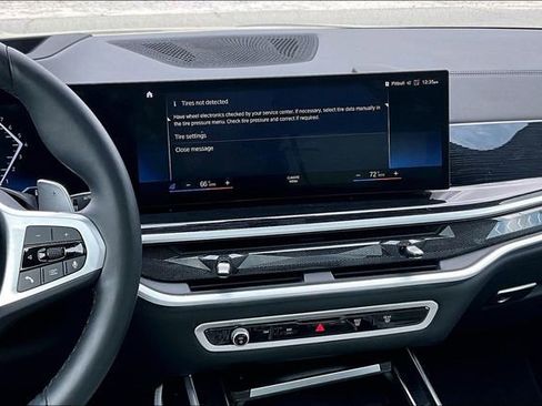 Used 2023 BMW X7 xDrive40i w/ Executive Package AWD/4WD image 8