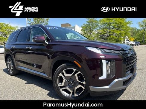 Used 2024 Hyundai Palisade Limited AWD/4WD image 1