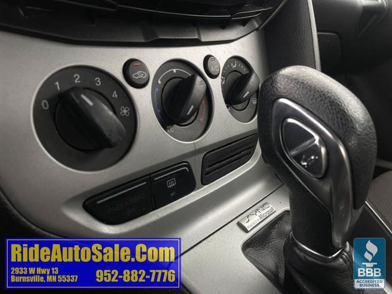 Used 2013 Ford Focus SE w/ SE Winter Pkg FWD image 37