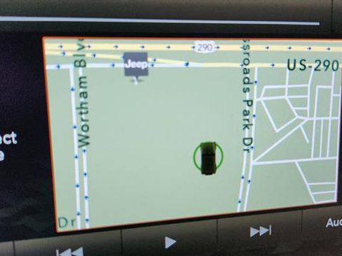 Used 2019 Jeep Wrangler Unlimited Sahara image 20