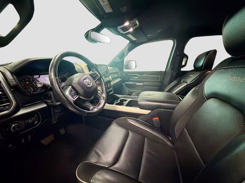 Used 2019 RAM 1500 Laramie image 19