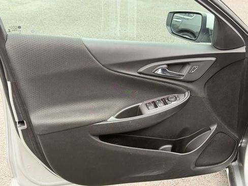Used 2022 Chevrolet Malibu LT FWD image 20