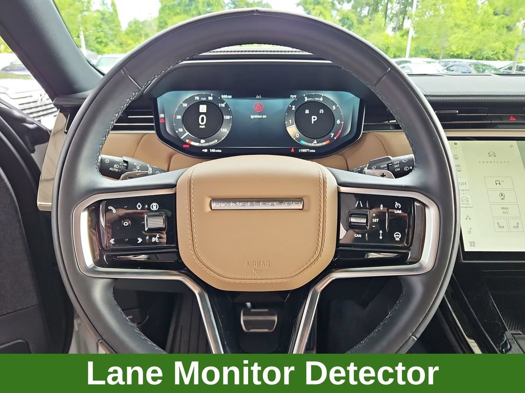 Used 2025 Land Rover Range Rover Sport SE AWD/4WD image 10