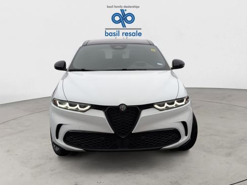 Used 2024 Alfa Romeo Tonale Veloce image 14