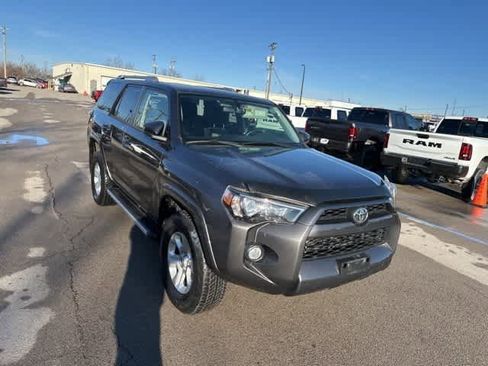 Used 2016 Toyota 4Runner SR5 image 25