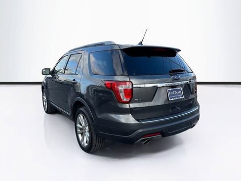 Certified 2018 Ford Explorer XLT w/ Equipment Group 202A image 6