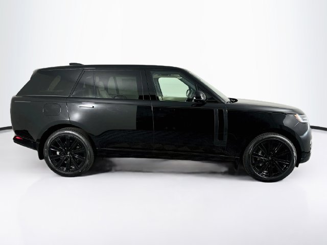 New 2027 Land Rover Range Rover Long Wheelbase SE AWD/4WD image 4