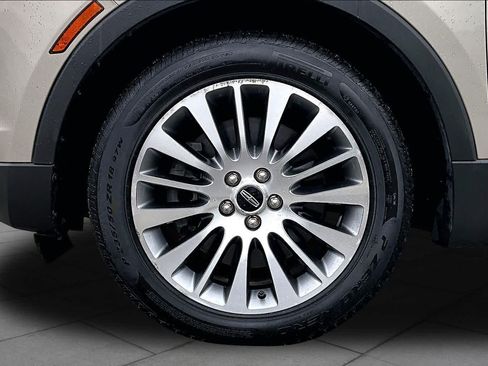 Used 2015 Lincoln MKC FWD w/ Equipment Group 102A Reserve image 11