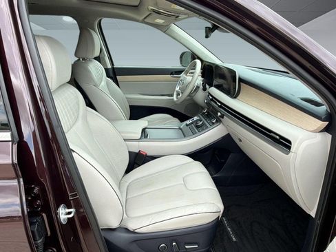 Used 2023 Hyundai Palisade Limited FWD image 24