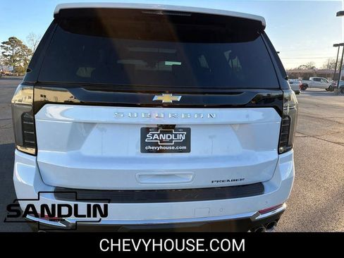 New 2026 Chevrolet Suburban Premier RWD image 18