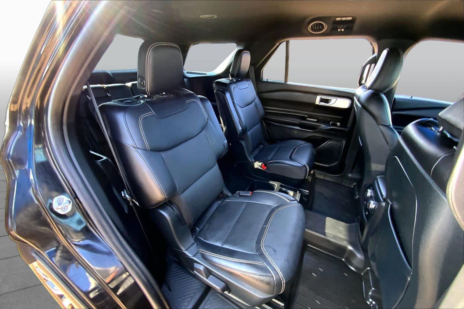 Used 2020 Ford Explorer ST w/ Premium Technology Package AWD/4WD image 14