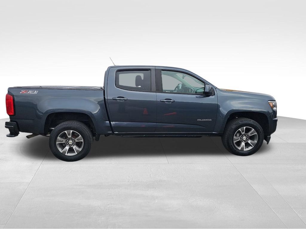 Used 2019 Chevrolet Colorado Z71 AWD/4WD image 2